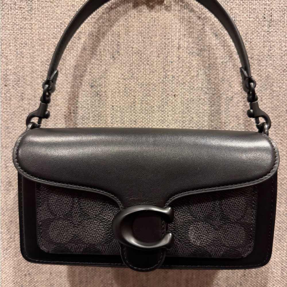 Coach Tabby Shoulder Bag 20 Black refined calf leather with signature canvas - Picture 4 of 15